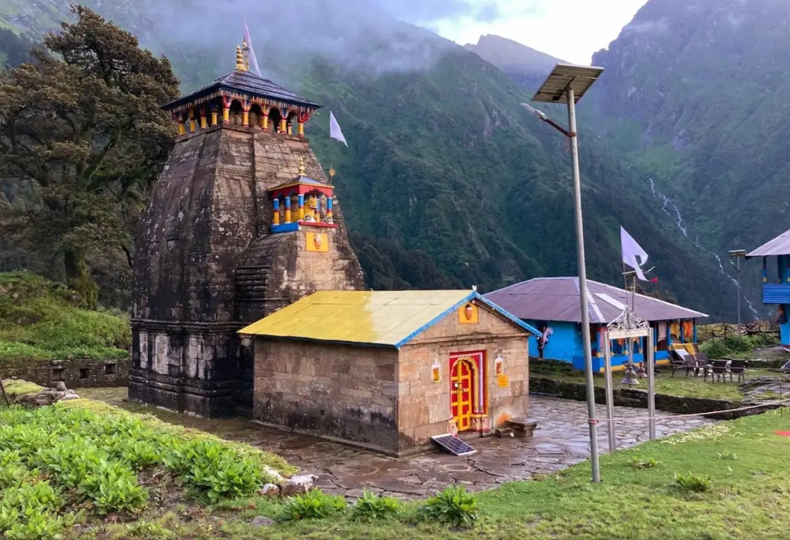 ऊखीमठः मीडिया प्रभारी बीकेटीसी हरीश गौड़ ने अवगत कराया है कि मुख्यमंत्री श्री पुष्कर सिंह धामी की घोषणा के क्रम में पंचकेदारों में से द्वितीय केदार मद्महेश्वर धाम को विकसित किया जाएगा।