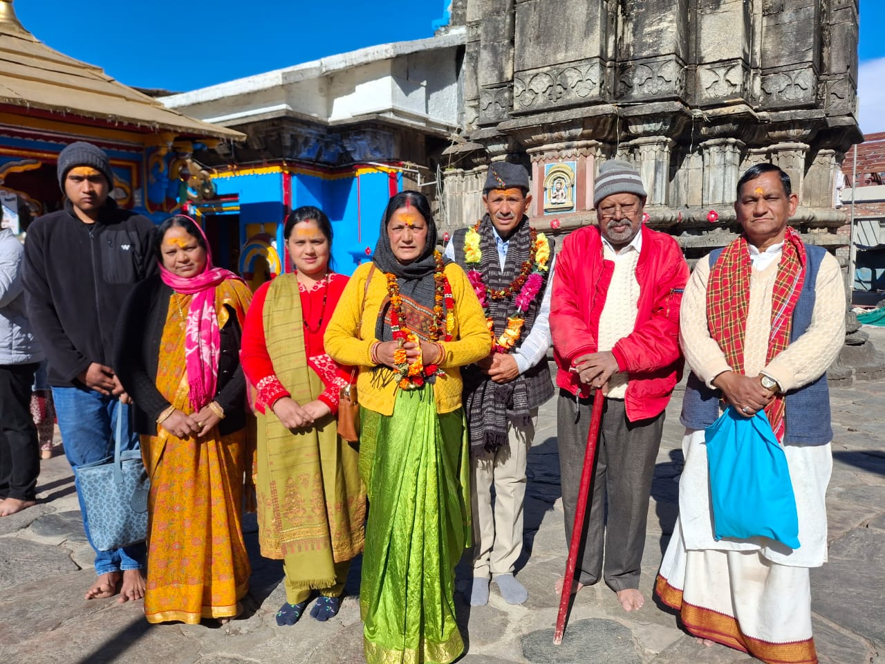 ऊखीमठः नगर पंचायत अध्यक्ष पद पर निर्दलीय प्रत्याशी कुब्जा धर्म्वाण ने भगवान केदारनाथ व भगवान मदमहेश्वर के शीतकालीन गद्दी स्थल ओकारेश्वर मन्दिर में पूजा – अर्चना कर अपने चुनाव प्रचार अभियान का श्रीगणेश किया