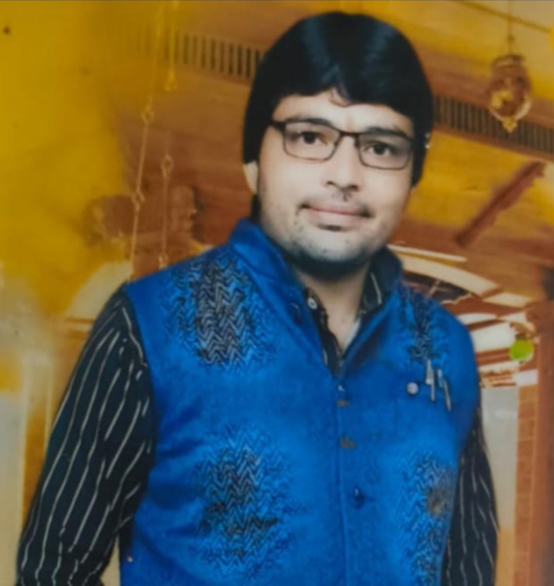 हिंदी सिनेमा के ही-मैन कहे जाने वाले धर्मेंद्र का हुआ निधन एक युग का हुआ अंत बालीवुड में शोक की लहर।