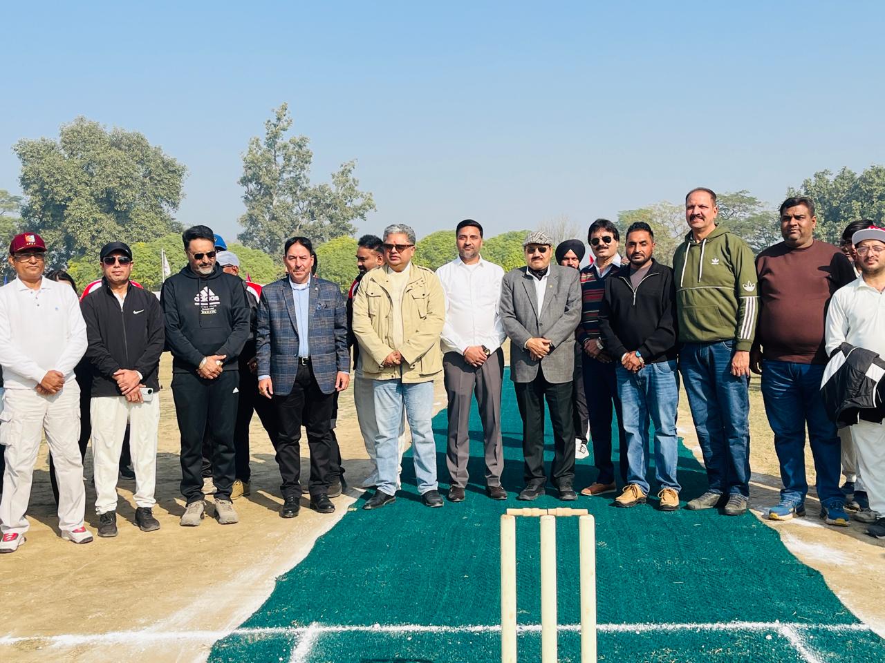 एम.आर. दास मैमोरियल क्रिकेट चैम्पियनशिप में विस्डम वारियर्स ने जस्टिस जॉगवार को 45 रन से हराया।