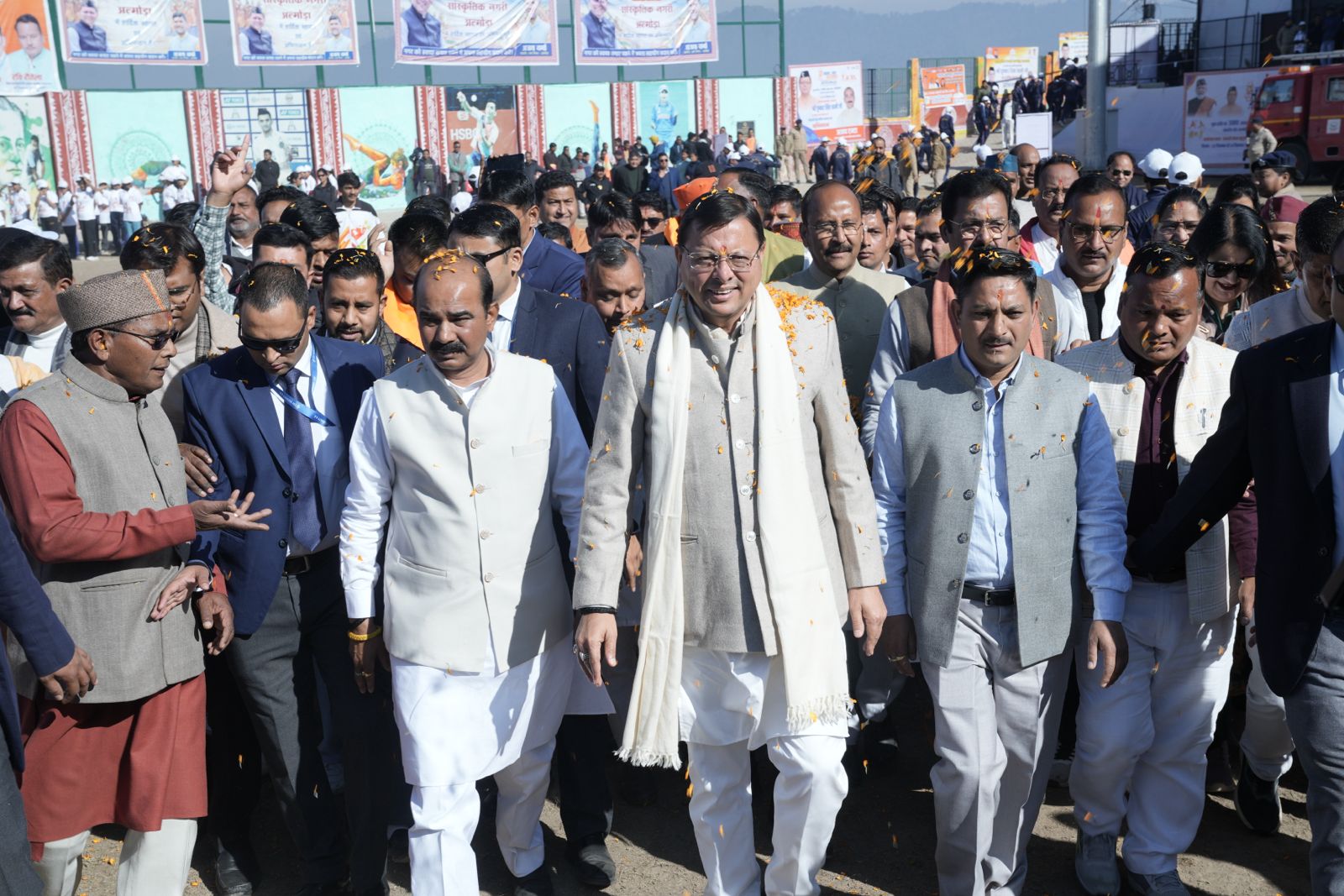 मुख्यमंत्री पुष्कर सिंह धामी ने अल्मोड़ा में किया सांसद खेल महोत्सव का शुभारंभ