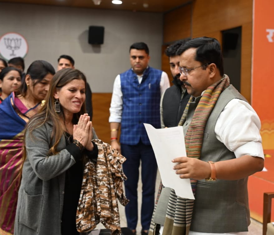 भाजपा मंडल उपाध्यक्ष बचना शर्मा एवं ओम प्रकाश पूर्व इवा मोर्चा मीडिया प्रभारी ने नई दिल्ली में भारतीय जनता पार्टी के नवनिर्वाचित राष्ट्रीय अध्यक्ष श्री नितिन नबीन जी से मुलाकात की और उन्हें नए दायित्व के लिए बधाई दी।