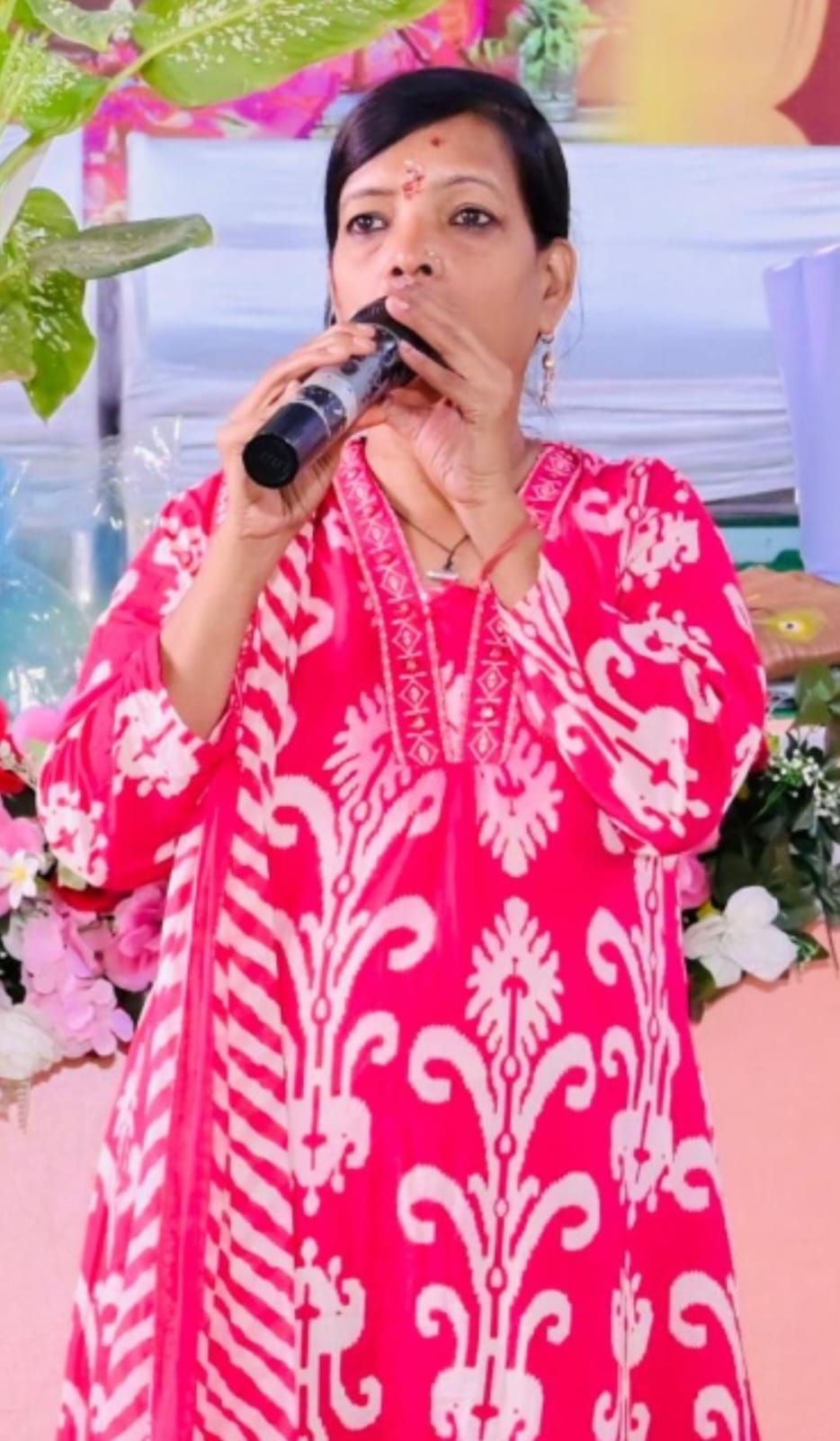 “बाहर शोर है, अंदर शांति रखिए। इस दौर में खुद का ख्याल रखना ही सबसे बड़ी जरूरत है”