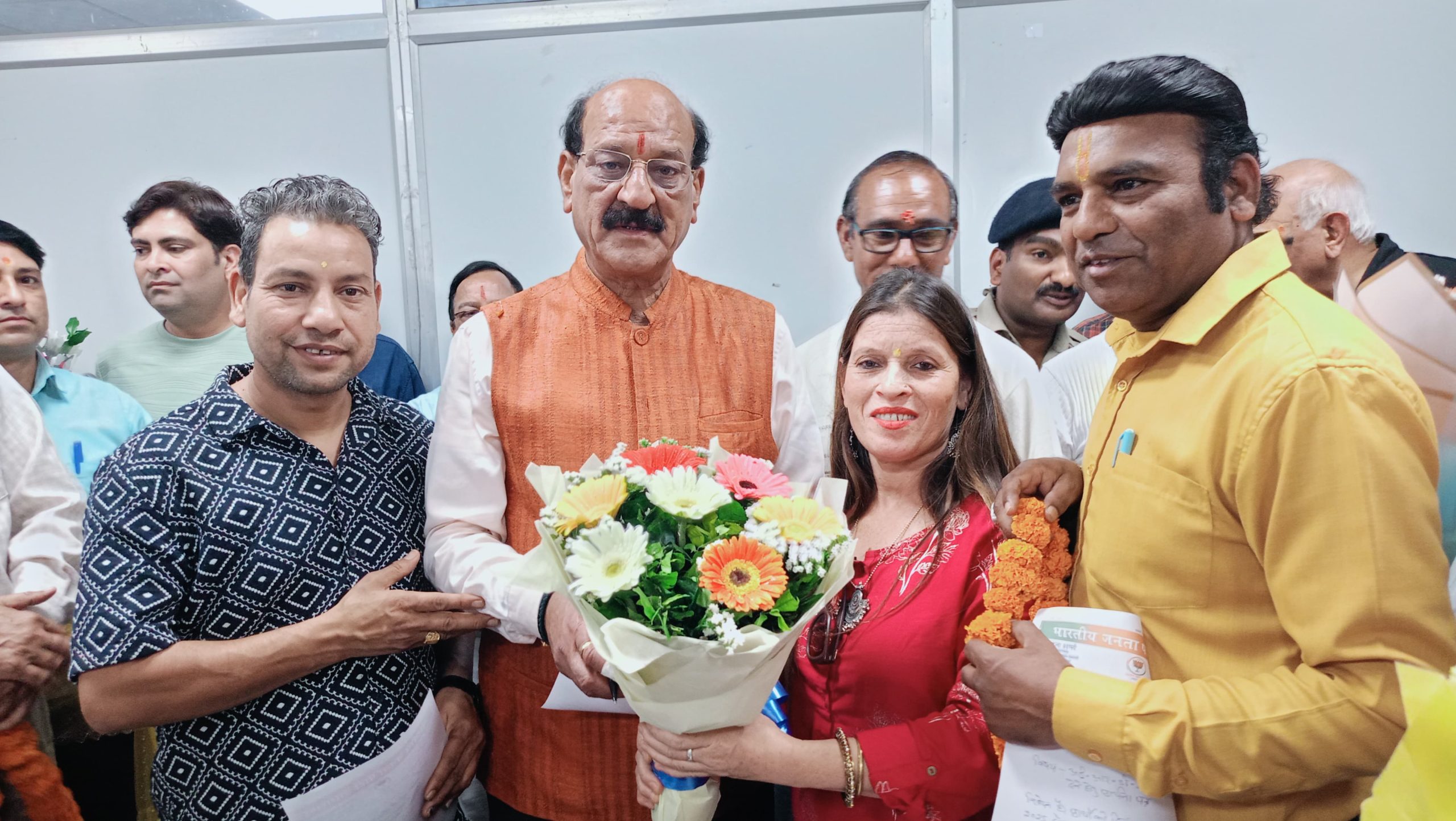 महिला हॉस्पिटल खोलने की भाजपा नेत्री ने स्वास्थ्य मंत्री से की मुलाकात।