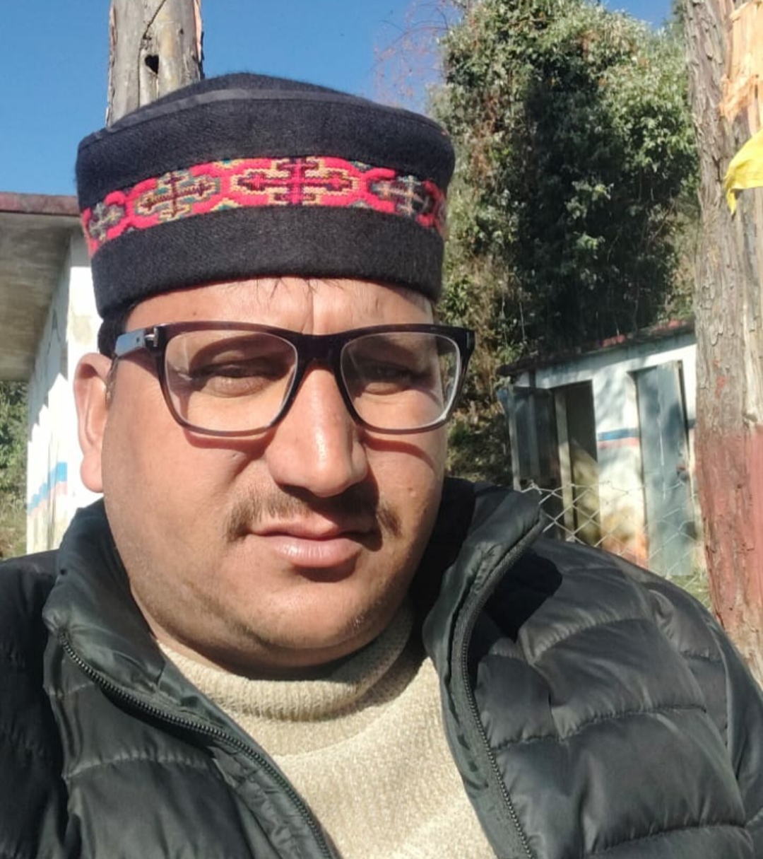 सुरक्षित भविष्य को लेकर अतिथि शिक्षक चिंतित सरकार से की नियमित करने की मांग।