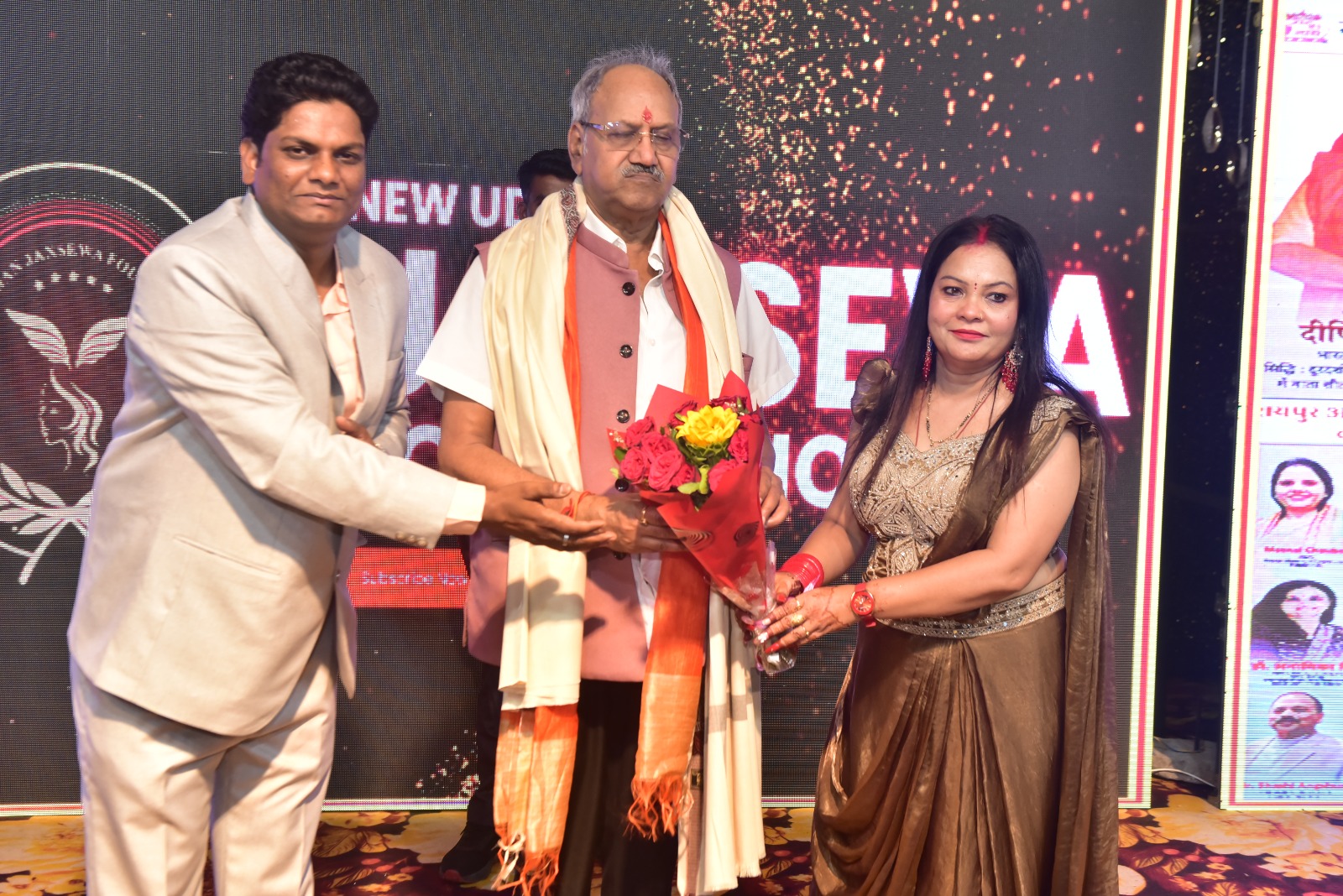 “आज की नारी–नारी शक्ति सम्मान” अवॉर्ड शो: रायपुर में महिला सशक्तिकरण का भव्य उत्सव।