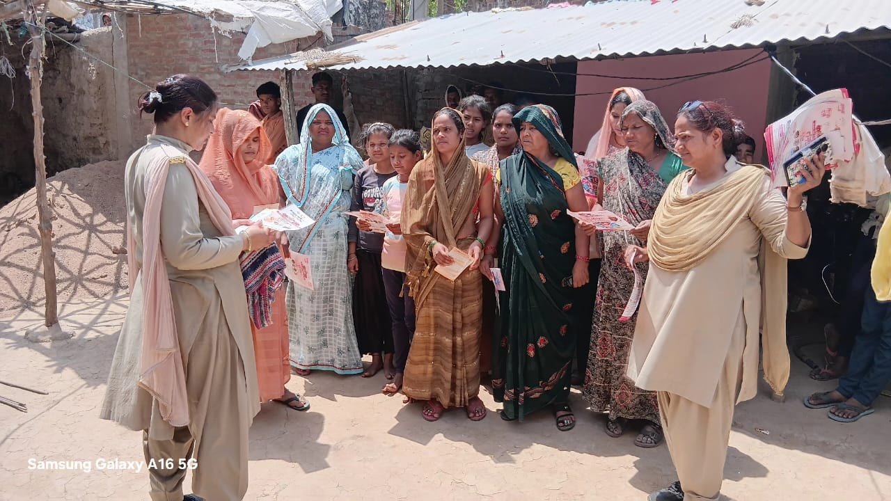 नारी सुरक्षा और स्वाभिमान की ओर बढ़ते कदम, मिशन शक्ति अभियान से जागरूक हुई महिलाएं।