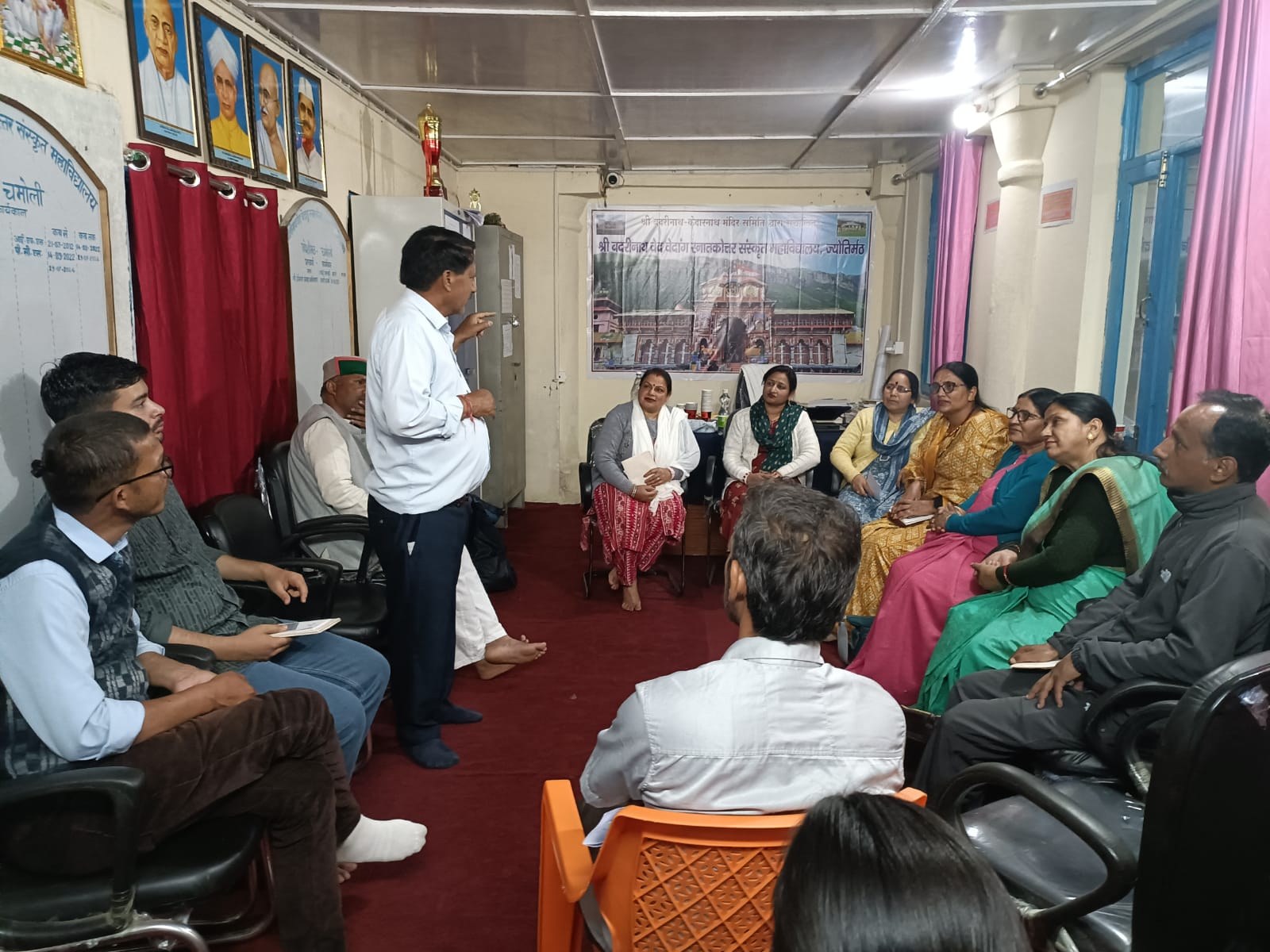 दर्शन दिवस पर ज्योतिर्मठ में हुआ श्रीमाताजी का स्मरण