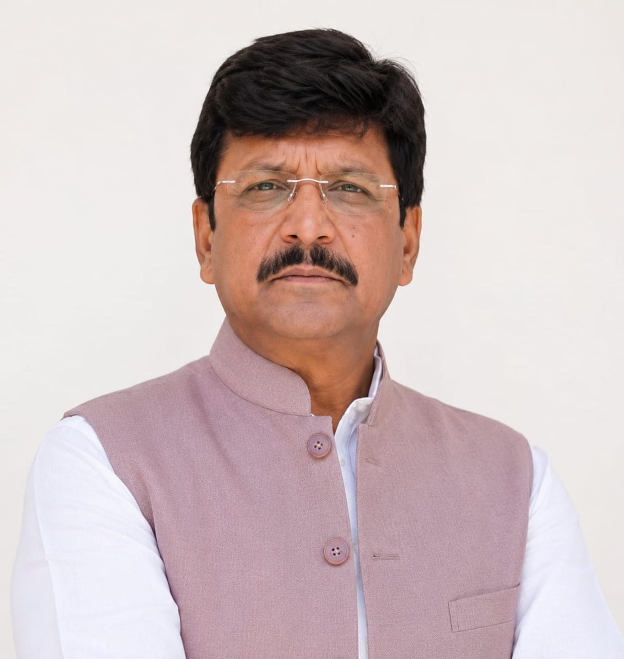 चम्पावत दुष्कर्म कांड पर विधायक मनोज तिवारी का तीखा हमला, कहा भाजपा राज में महिलाओं पर अपराध तेजी से बढ़े।