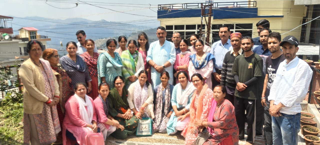 न्यू इंद्र कॉलोनी खत्याड़ी में जन मिलन कार्यक्रम आयोजित, समस्याओं के समाधान का मिला आश्वासन।