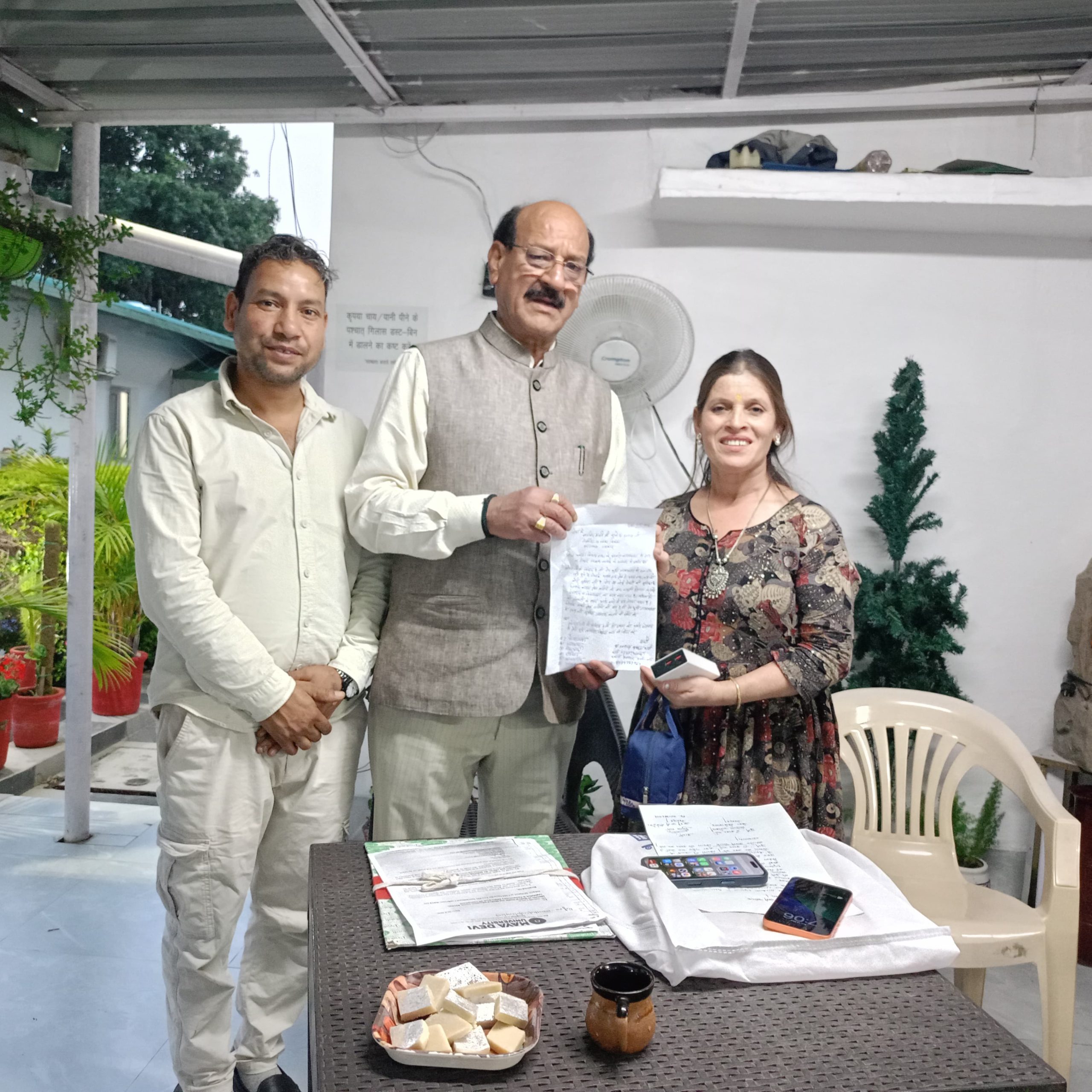 कैबिनेट व स्वास्थ्य मंत्री श्री सुबोध उनियाल को लाखामंडल में 108 व डॉक्टर उपलब्ध करवाने के संबंध में प्रार्थना पत्र।