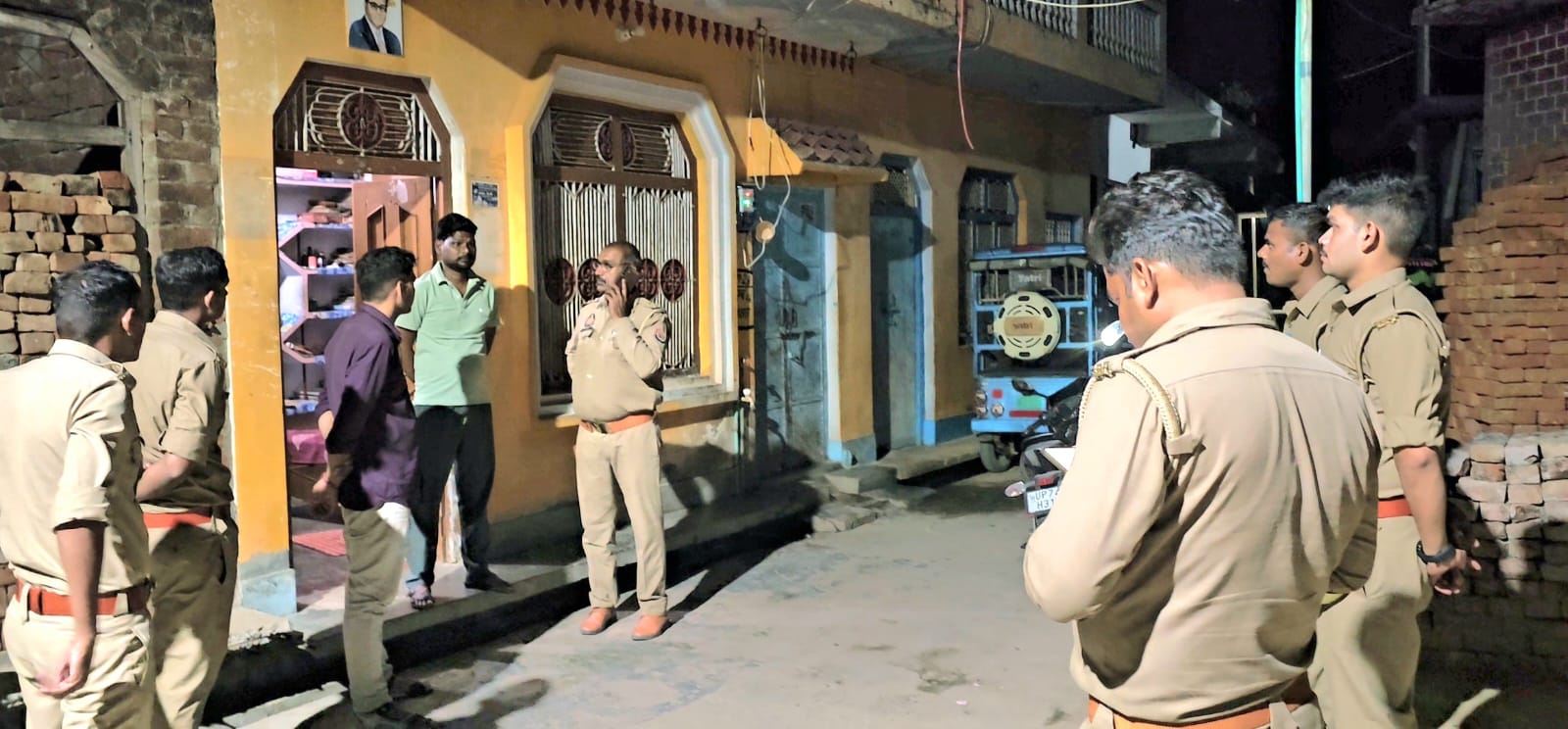 लोकतंत्र की आवाज को दबाने का आरोप, आज़ाद समाज पार्टी जिलाध्यक्ष प्रभात गौतम रहे हाउस अरेस्ट