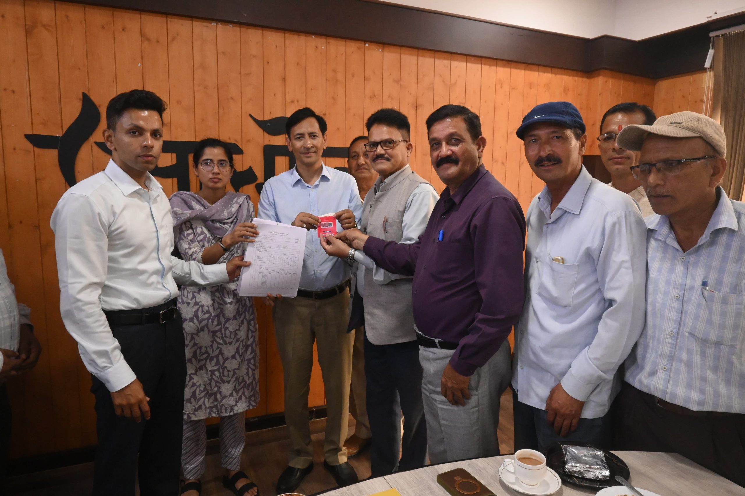 विशेष गहन पुनरीक्षण-2026 को लेकर कुमाऊँ आयुक्त ने राजनीतिक दलों के प्रतिनिधियों के साथ की बैठक, त्रुटिरहित एवं समयबद्ध प्रक्रिया पूरी करने पर दिया जोर।