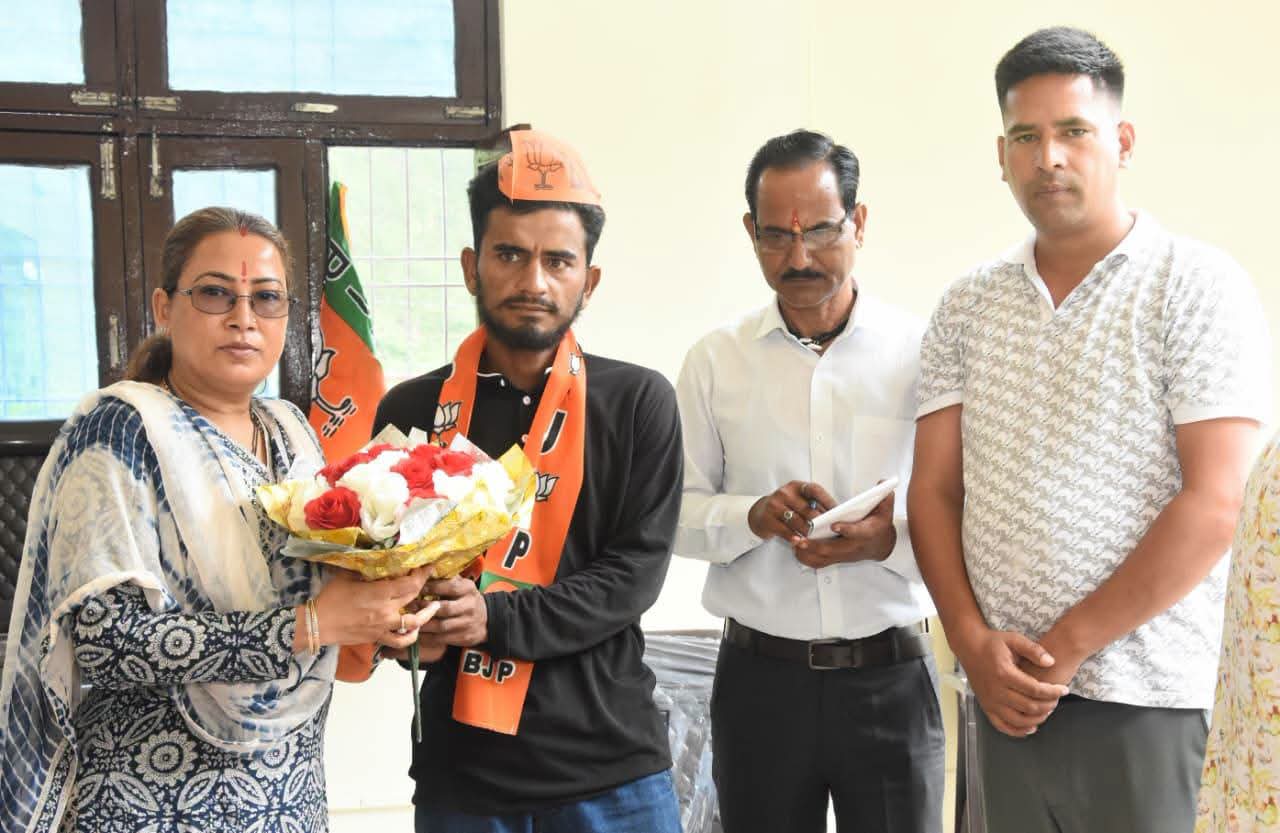 प्रदेश में विकास के दम पर फिर बनेगी भाजपा सरकार: रेखा आर्या।