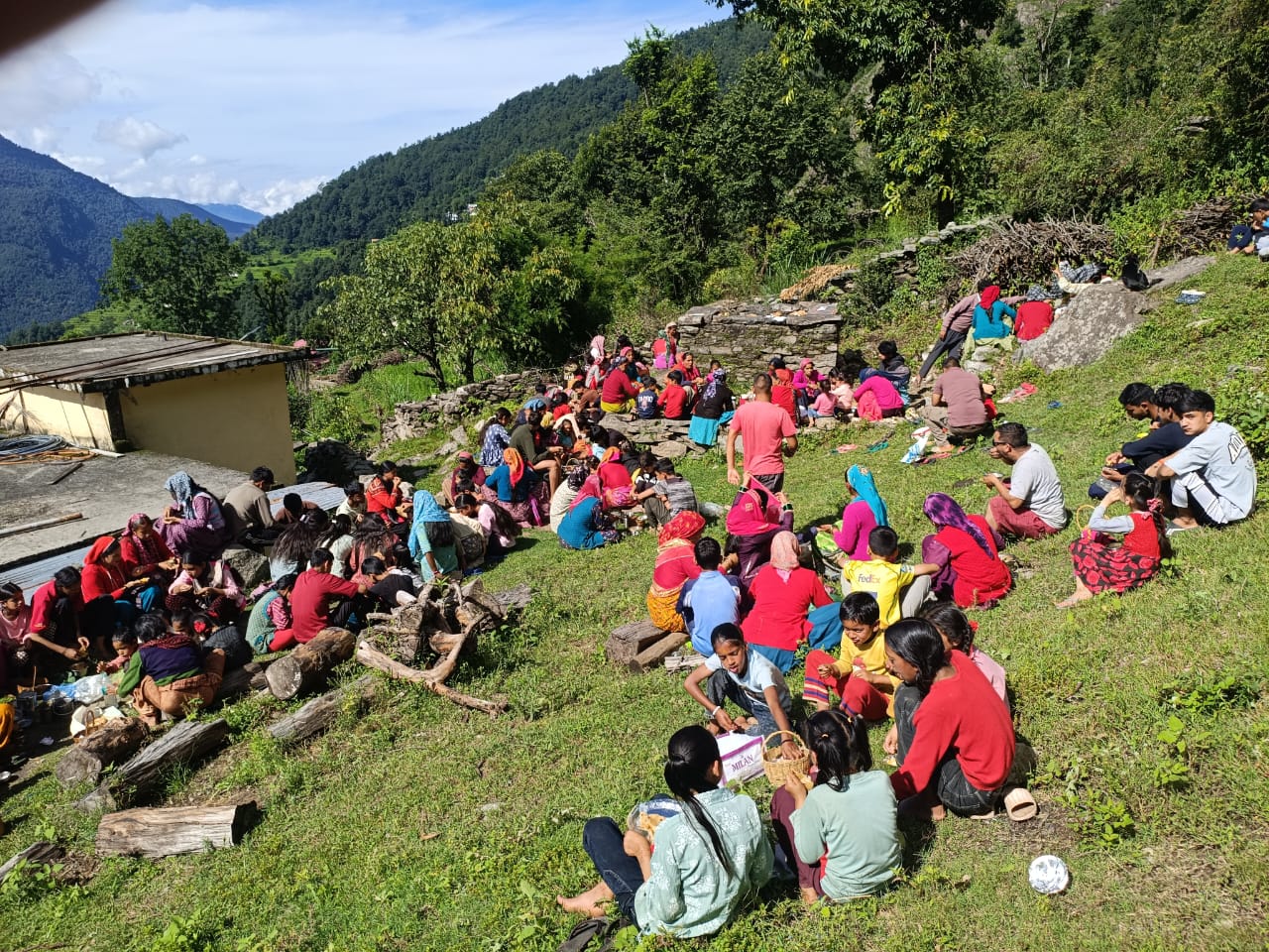 देव वृक्षों के संरक्षण व संवर्धन से सुरक्षित होगा भविष्य : चण्डी प्रसाद भट्ट।
