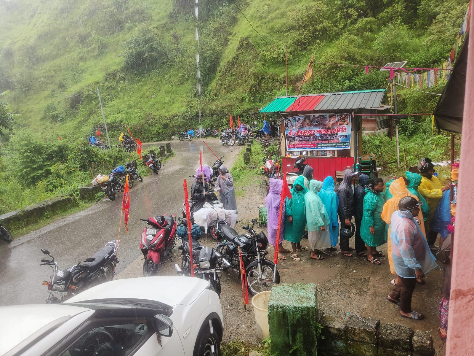 श्री ओंकारेश्वर भण्डारा समिति के तत्वावधान में सात दिवसीय विशाल भण्डारे का शुभारंभ। 