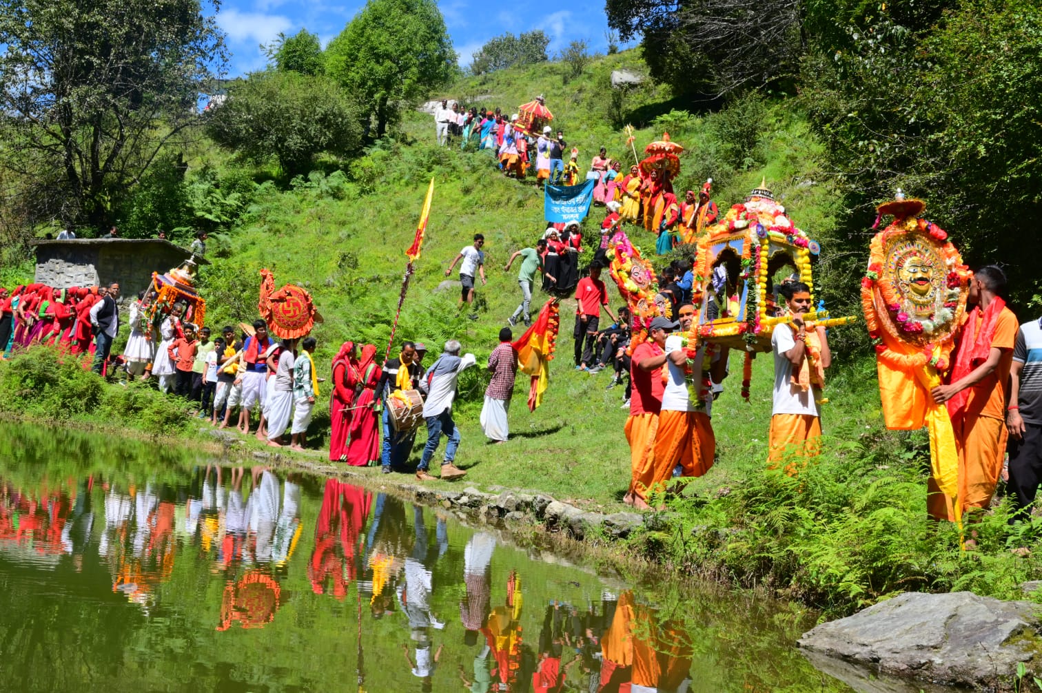 देवरिया ताल में श्रीकृष्ण जन्माष्टमी मेले की तैयारियां शुरू। सारी, ऊखीमठ व मनसूना से पहुंचेगी भगवान श्रीकृष्ण की भव्य झांकियां। मेले को लेकर क्षेत्र में उत्साह का माहौल।