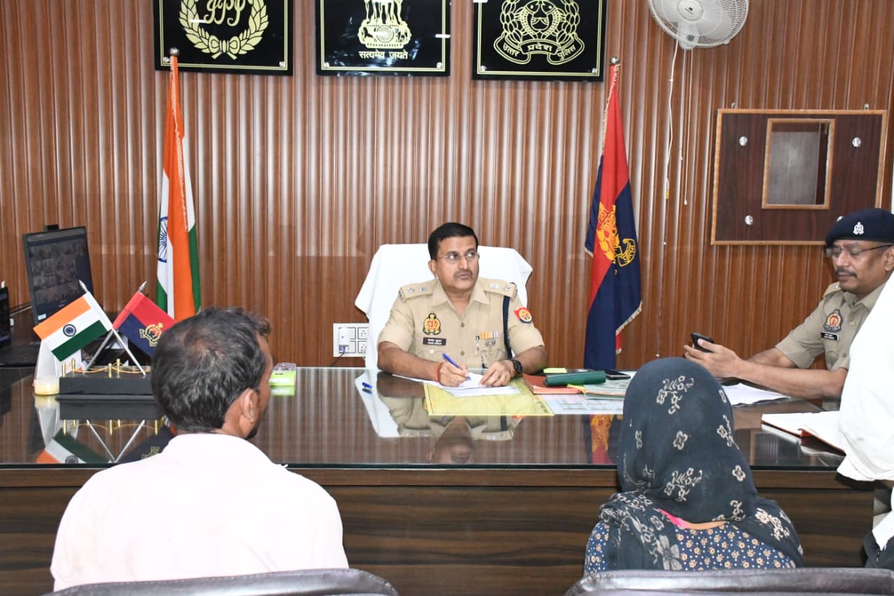 शिकायतों के निस्तारण में लापरवाही न हो, एसपी ने दिए समयबद्ध कार्रवाई के निर्देश।