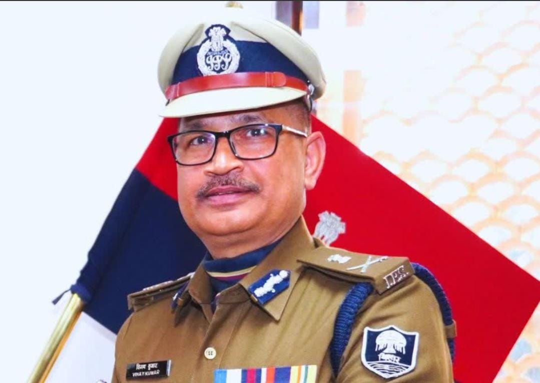 पुलिस मुख्यालय से सत्ता के गलियारों तक चर्चा में है बिहार डीजीपी की 21 दिन की छुट्टी