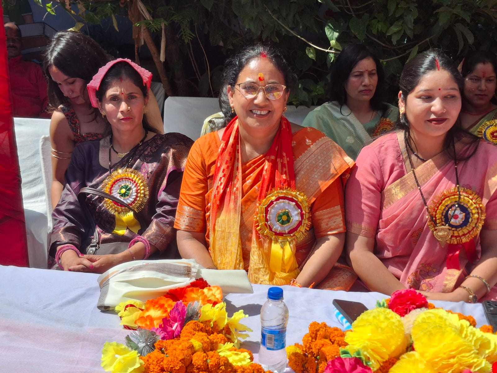 रंगारंग सांस्कृतिक कार्यक्रमों के बीच एवरग्रीन एजुकेशनल सोसायटी के नव निर्मित हाईस्कूल भवन का लोकार्पण। 