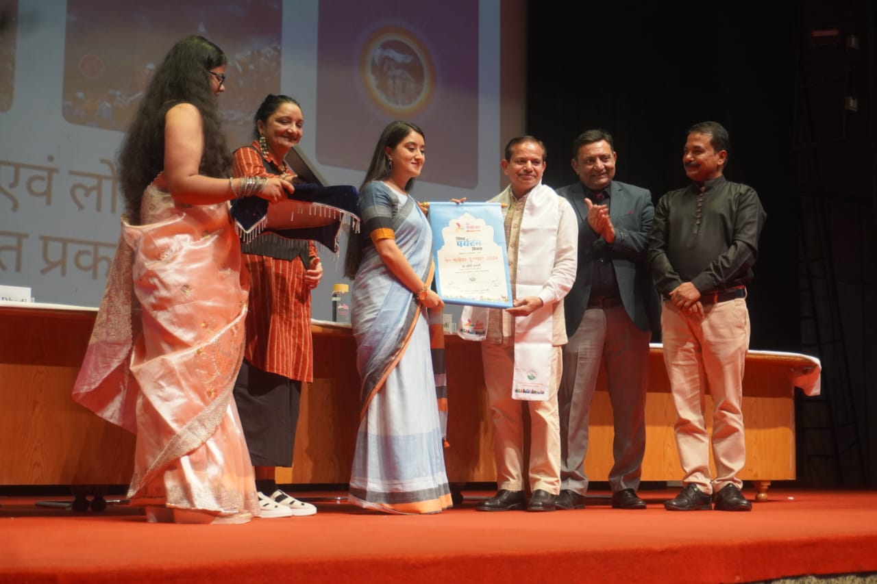 गढ़वाल केंद्रीय विश्वविद्यालय में विश्व पर्यटन दिवस की धूम।