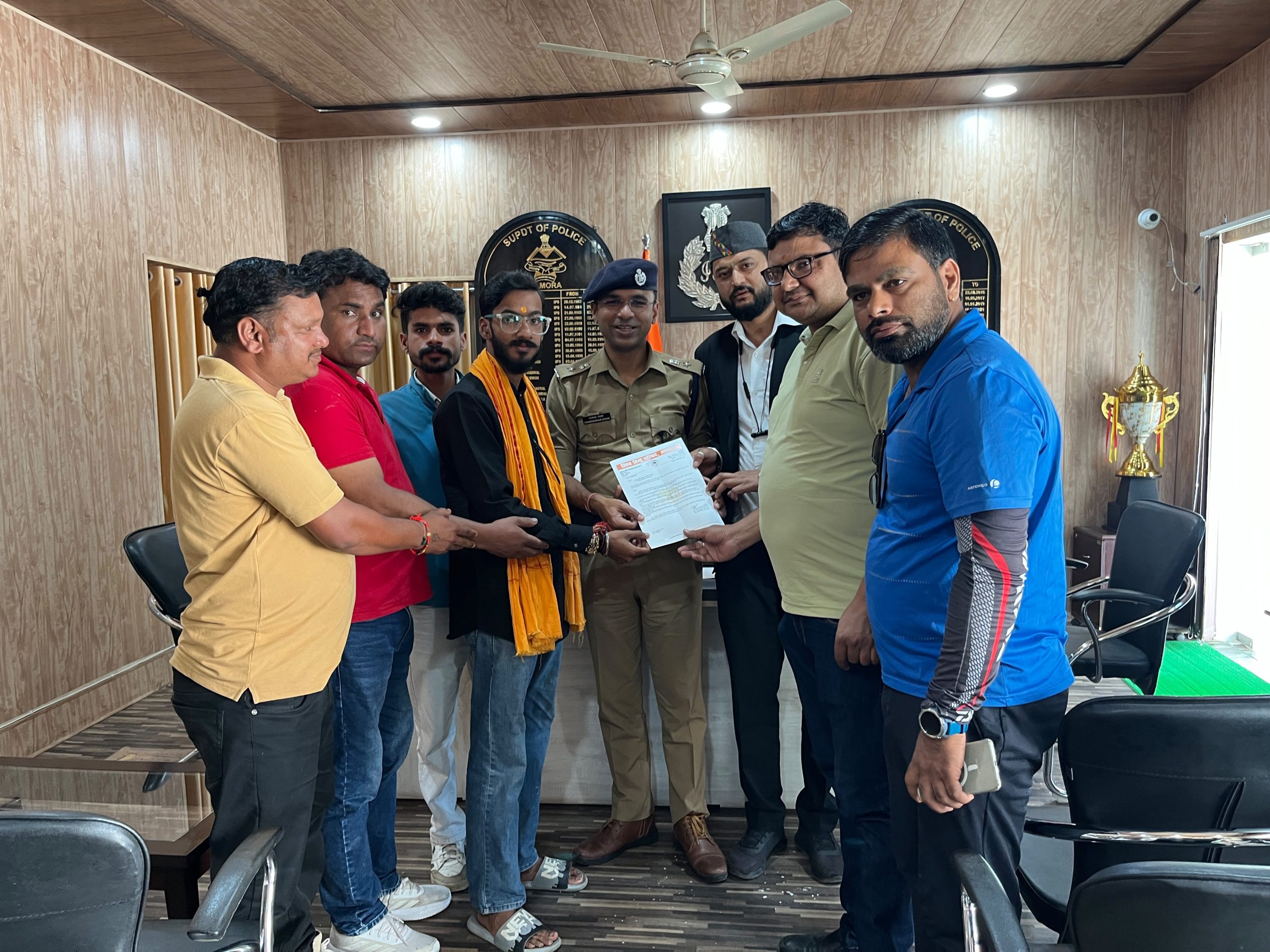 बढ़ते स्मैक के नशे और मवेशियों की आड़ में गौवंश तस्करी पर विहिप बजरंग दल ने जताई चिंता।