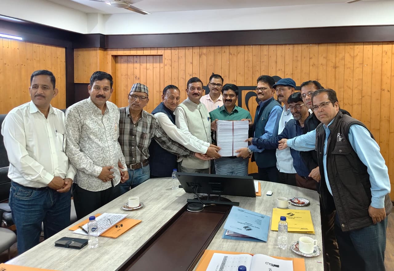 छूटे हुए पात्र मतदाताओं के पंजीकरण के लिए 08 से 10 अक्टूबर तक प्रत्येक मतदान केंद्र पर लगेंगे विशेष शिविर।
