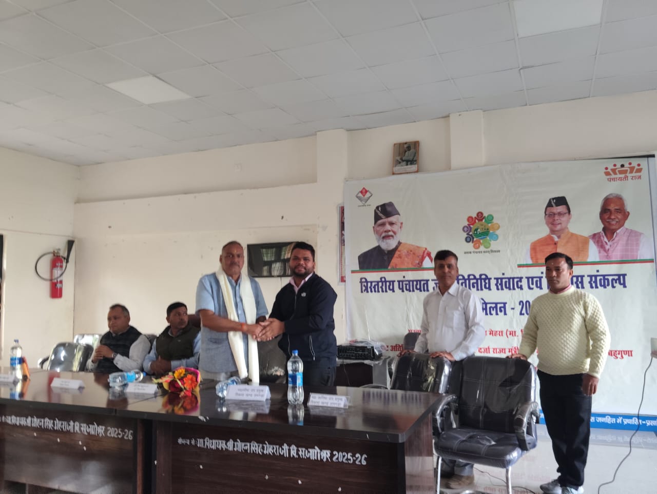 त्रिस्तरीय पंचायत जनप्रतिनिधि संवाद एवं संकल्प प्रशिक्षण कार्यक्रम लमगड़ा ब्लाक में आयोजित।