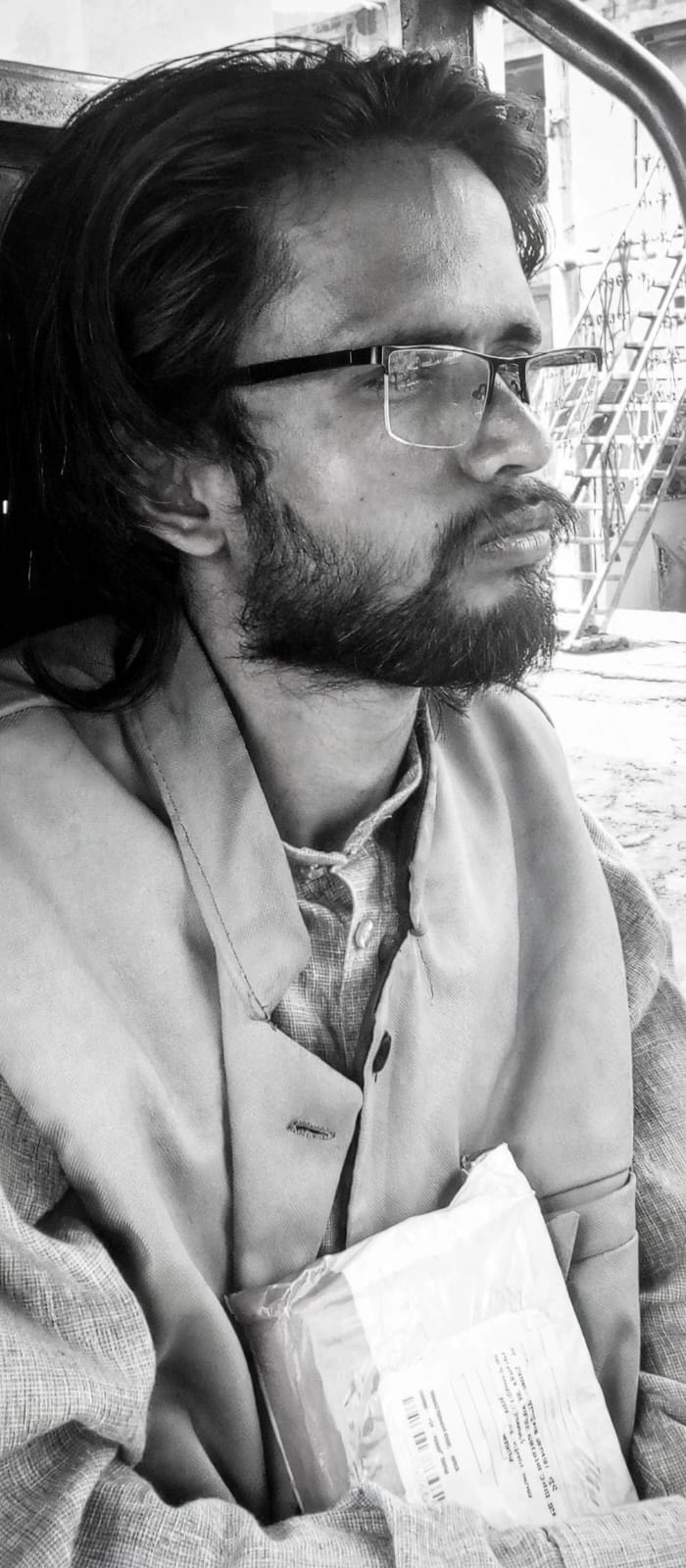 सहज होते जाओ मनुष्यों रे !