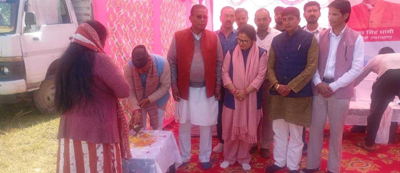 सेवा संकल्प अभियान के तहत भैंसियाछाना में आयोजित बहुउद्देशीय शिविर में 385 लोगों ने किया प्रतिभाग।