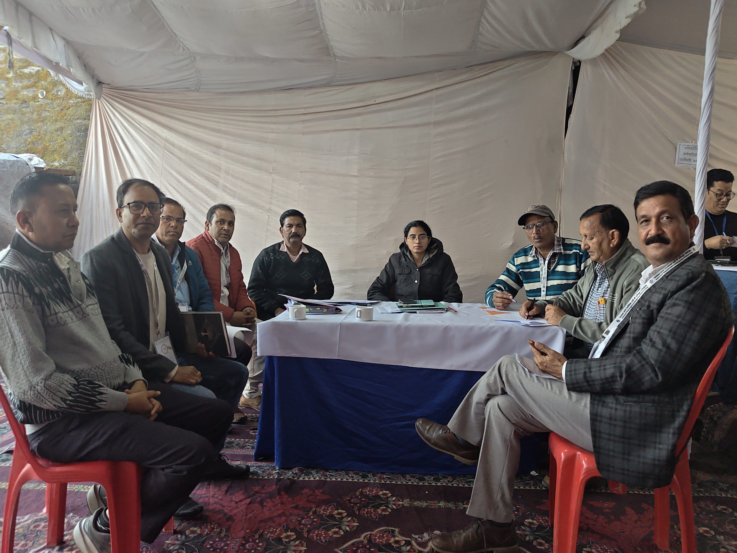 मतदेय स्थलों के संशोधन / परिवर्धन प्रस्तावों के संबंध में राजनीतिक दलों के प्रतिनिधियों के साथ बैठक आयोजित।